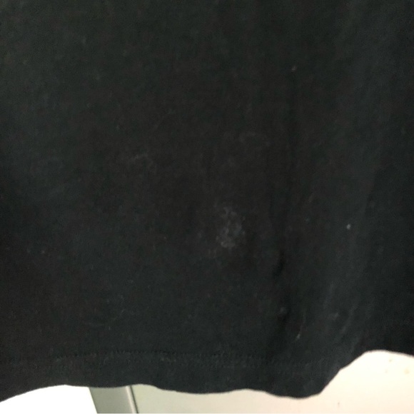 Uniqlo X BT21 Graphic Tee (size large) - Picture 7 of 10